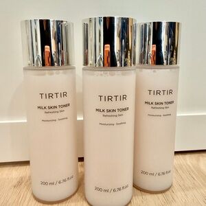 Milk Skin Toner - Refreshing White